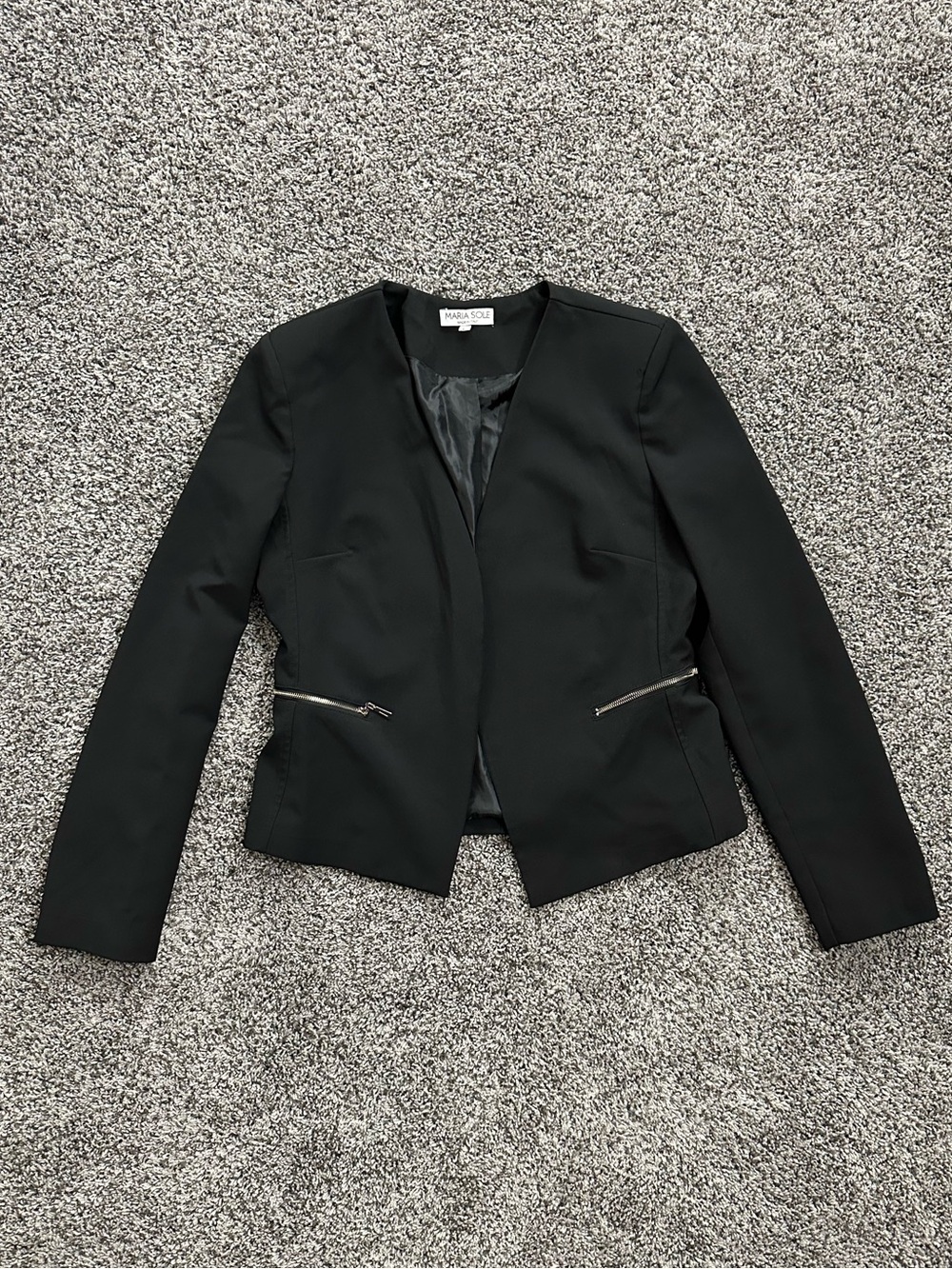 Elegant and Professional Office Blazer (Large)